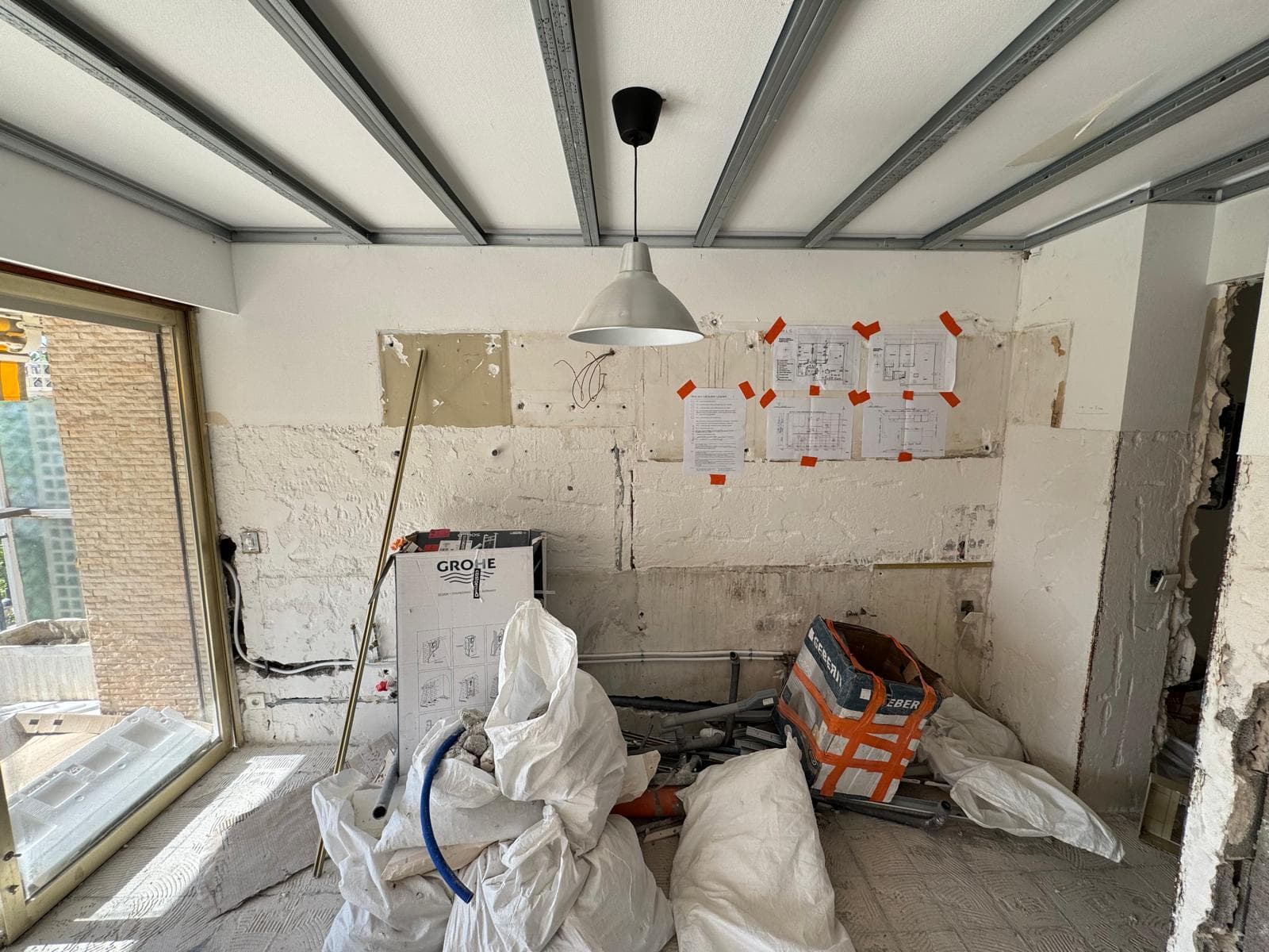 Rénovation cuisine – électricien Cannes Alpes-Maritimes — avant